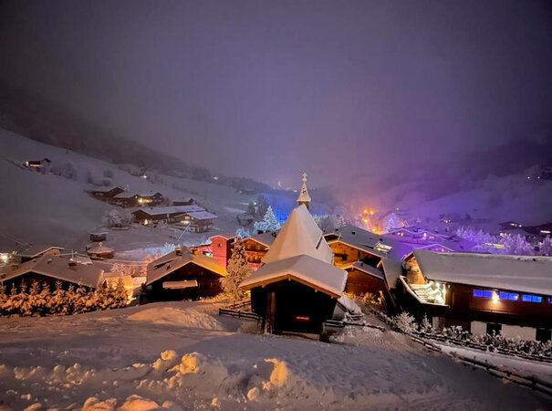 Abendstimmung im verschneiten Inneralpbach