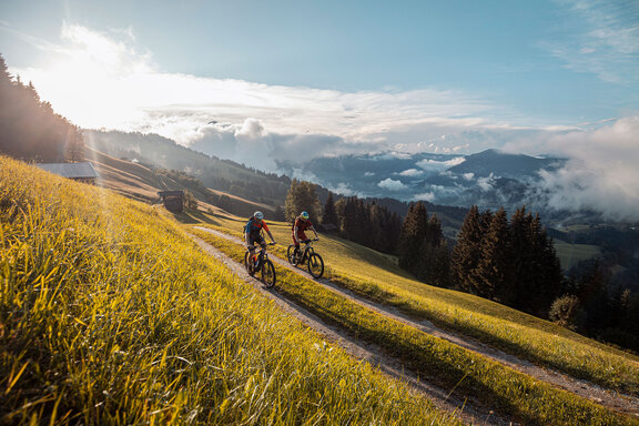 Biketour © Alpbachtal Tourismus, shootandstyle.com. Biketour © Alpbachtal Tourismus, shootandstyle.com.