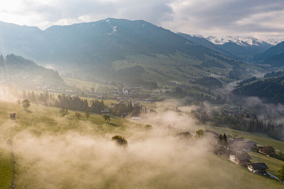 Alpbach Dorf © Alpbachtal Tourismus, shootandstyle.com. Alpbach Dorf © Alpbachtal Tourismus, shootandstyle.com.