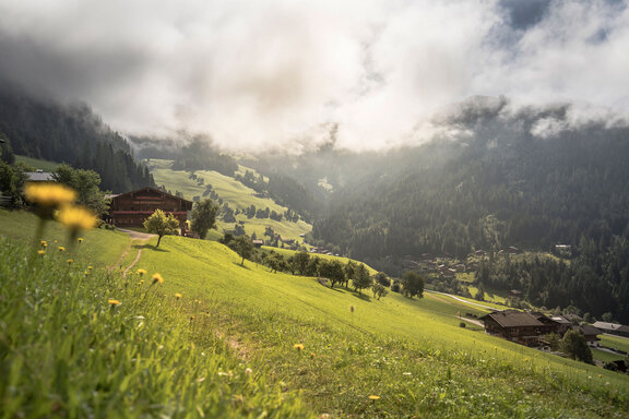 Heimatkundeweg © Alpbachtal Tourismus, shootandstyle.com. Heimatkundeweg © Alpbachtal Tourismus, shootandstyle.com.
