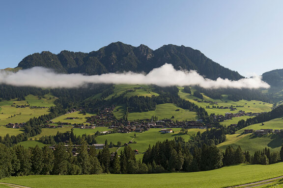 Alpbach Dorf © Alpbachtal Tourismus, shootandstyle.com. Alpbach Dorf © Alpbachtal Tourismus, shootandstyle.com.